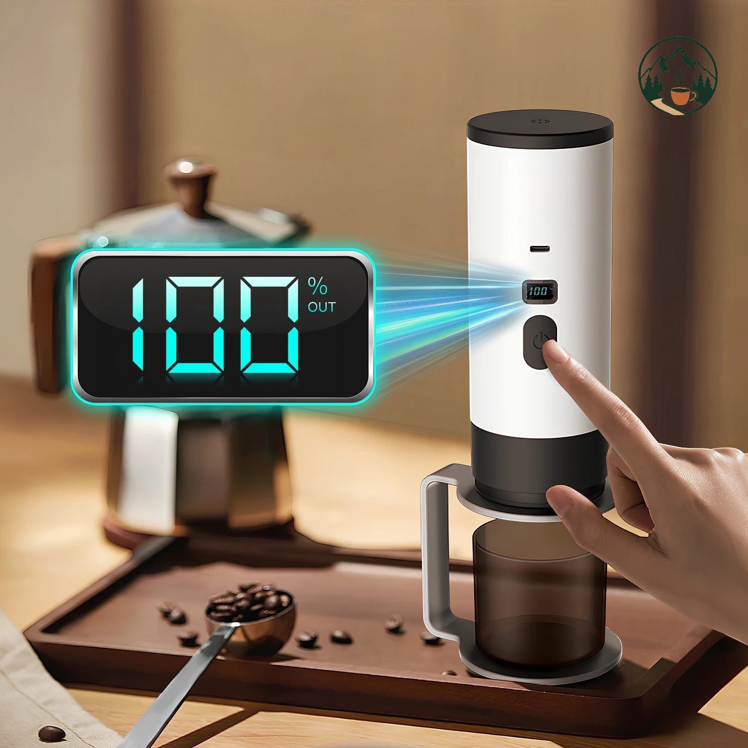 Cafetière expresso portable Altacafé blanche avec écran digital affichant le niveau de batterie et bouton de commande